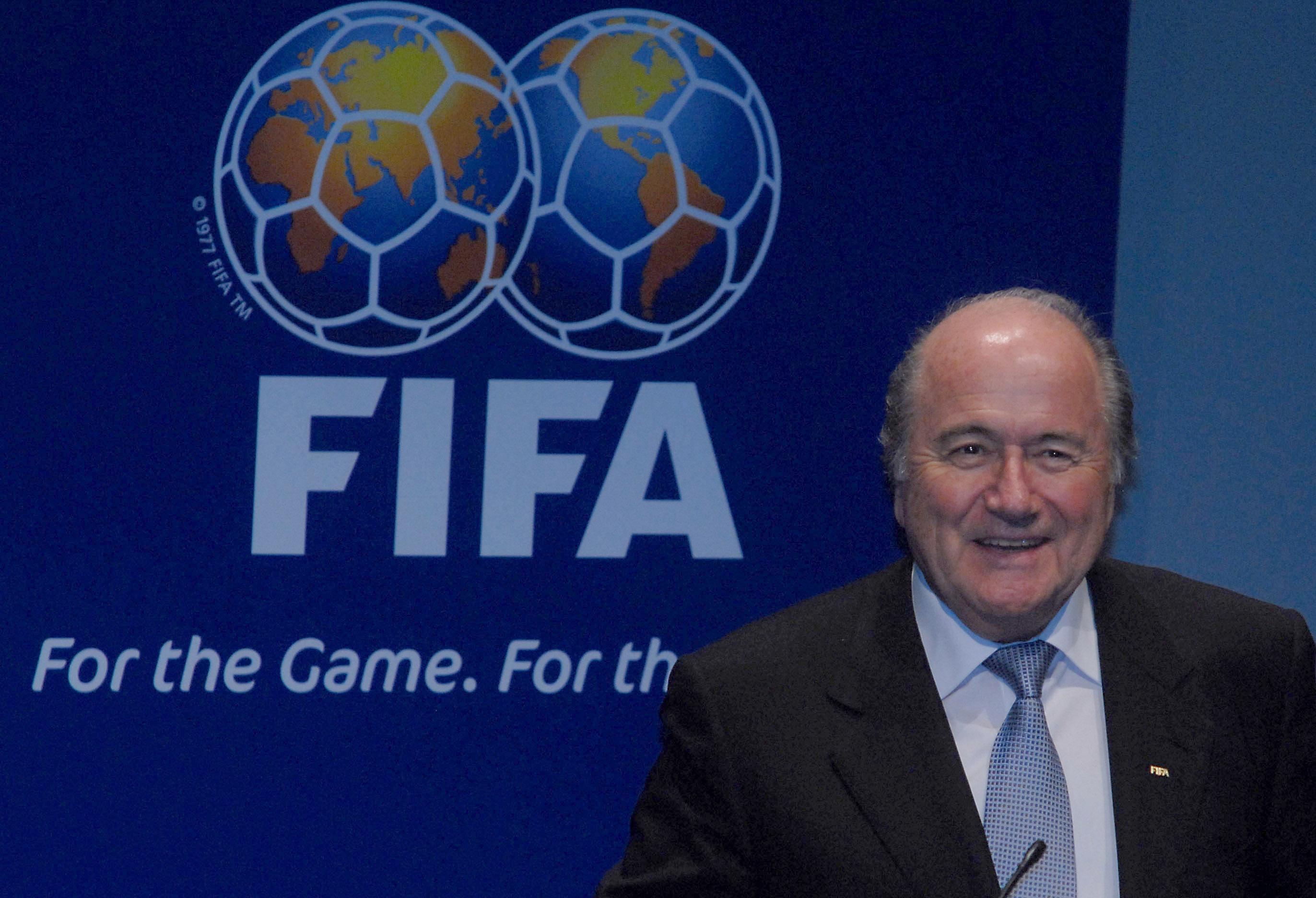 Blatter disse que não vai concorrer a um novo mandato na Fifa