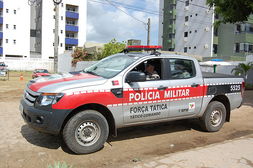 Corpo do homem foi encontrado por moradores do Distrito Industrial, em Campina Grande (Foto: Reprodução/TV Paraíba)