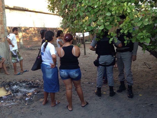 Adolescente foi encontrada morta dentro de casa no bairro Colinas do Sul (Foto: Walter Paparazzo)