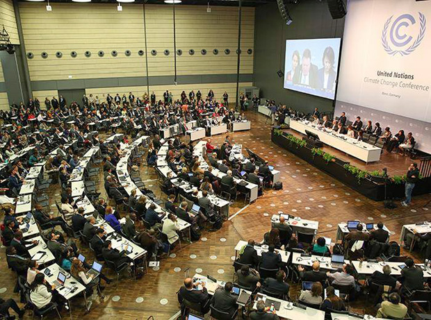 Negociadores se reúnem em Bonn, Alemanha, para produzir esboço de acordo a ser negociado na Cúpula do Clima de Paris (Foto: IISDRS)