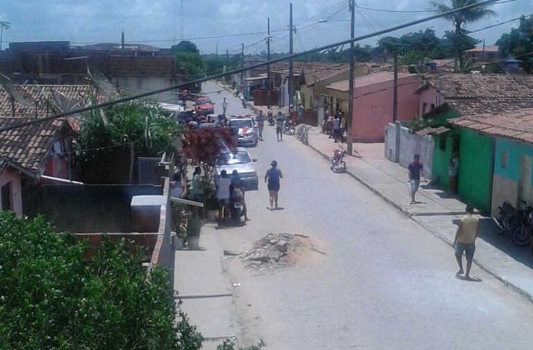 Crime aconteceu na rua Joaquim Florentino de Medeiros, em Bananeiras (Foto: Reprodução/WhatsApp)