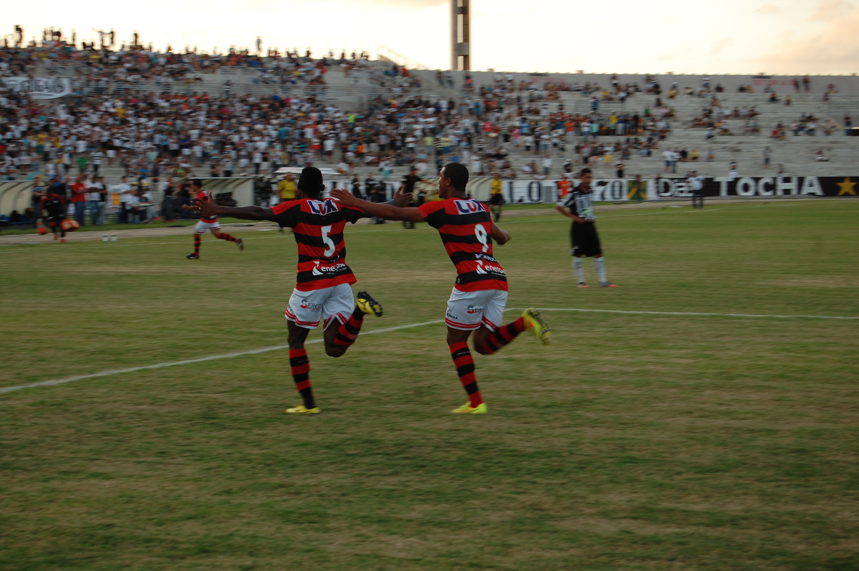 Campinense vence e elimina o Treze (Foto: Silas Batista / GloboEsporte.com)