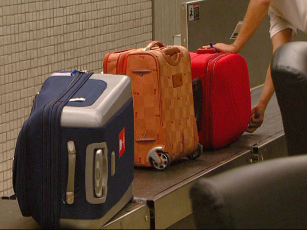 Aéreas poderão cobrar por bagagem despachada, de acordo com as novas regras da Anac. (Foto: Reprodução EPTV)