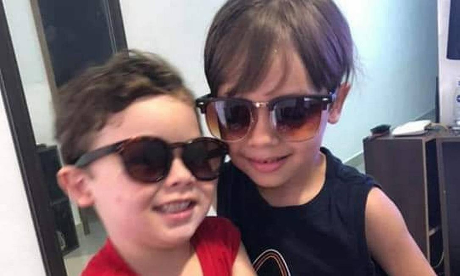 Irmãos Enzo e Arthur, de 6 e 4 anos, eles são do município de Cacimba de Dentro (Foto: Reprodução)