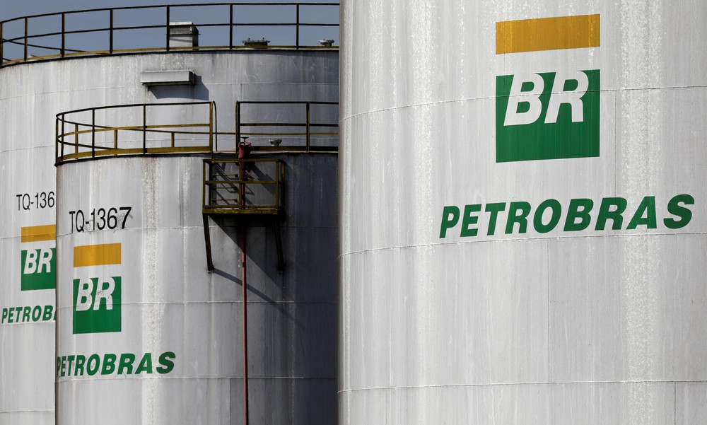 Com o reajuste, o preço médio da gasolina nas refinarias da Petrobras alcançou o maior valor desde 29 de fevereiro
